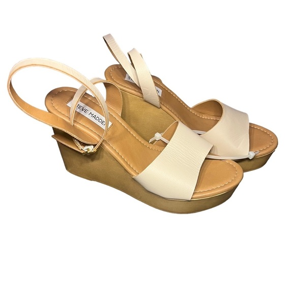 Steve Madden Women's White Wedge Sandals - Picture 5 of 8